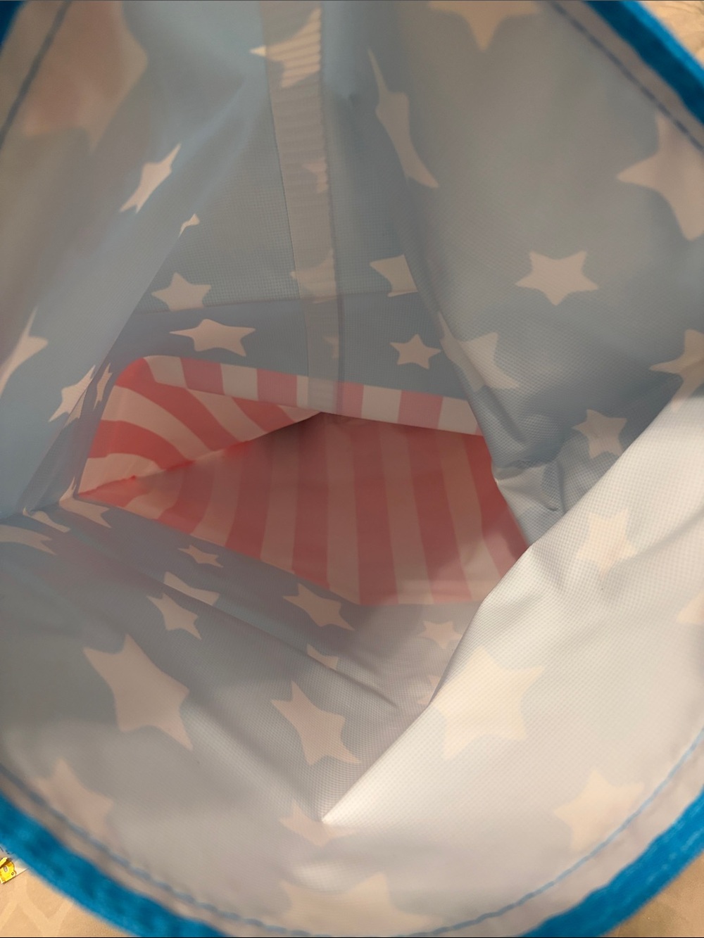 Bigmouth Stars & Stripes Dry Bag - Blue & Red - Picture 5 of 5